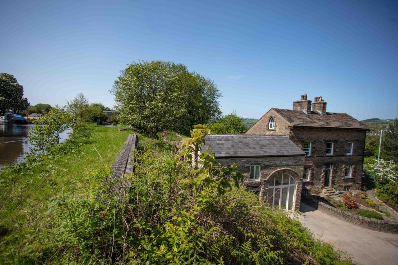 Stunning Stone Coach House Apartment Marple Exterior foto